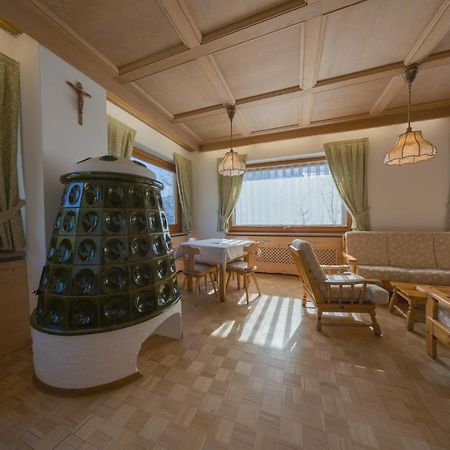 Locanda Pensione Maria Vigo di Fassa Exteriör bild