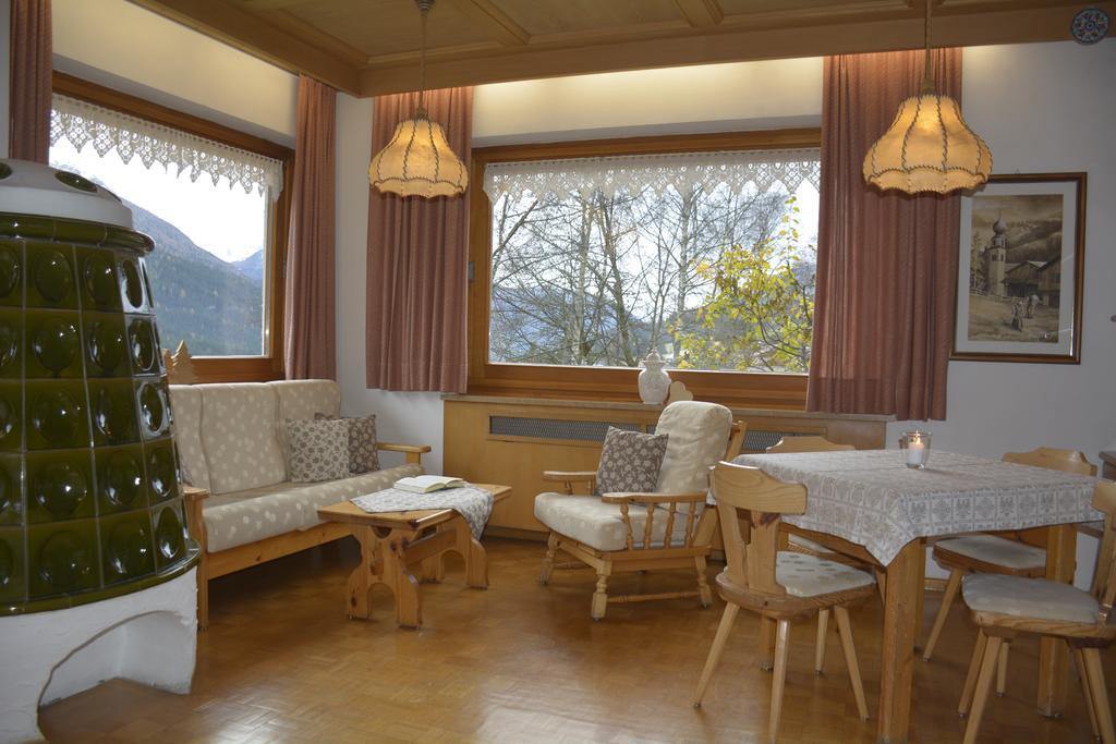 Locanda Pensione Maria Vigo di Fassa Exteriör bild